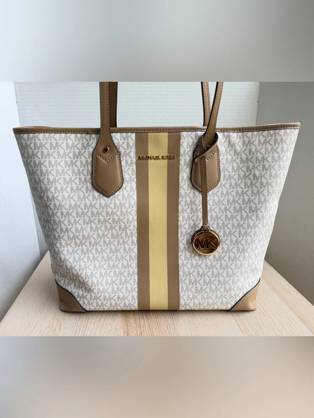 Michael Kors Eva Large Monogram Shopper Tote Vanilla Multi